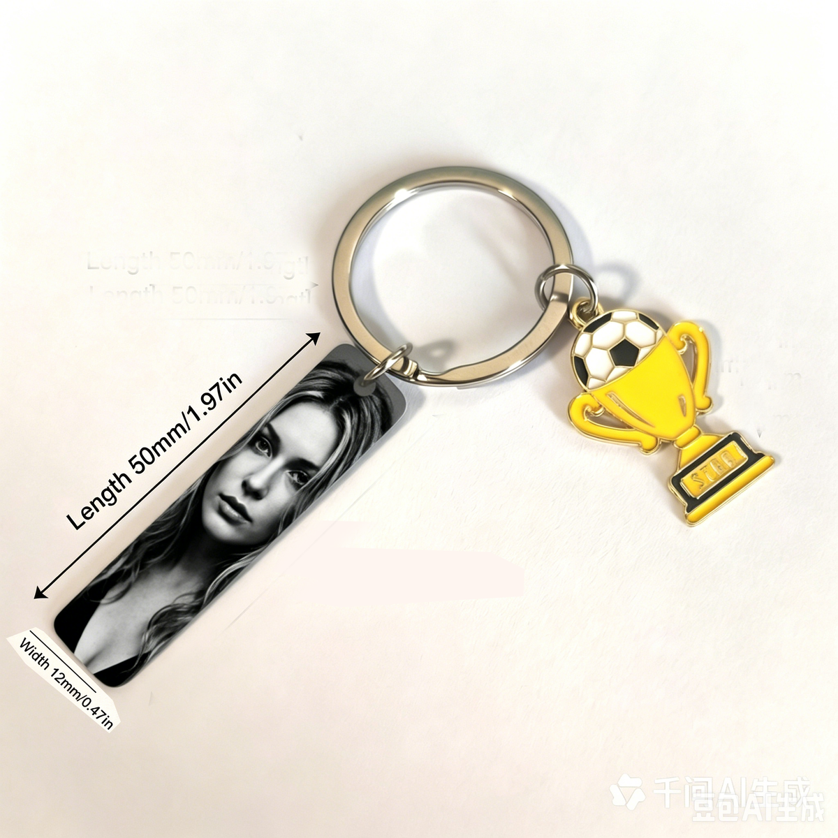 Custom photo personalized key chain【Send pictures and order number to Email】