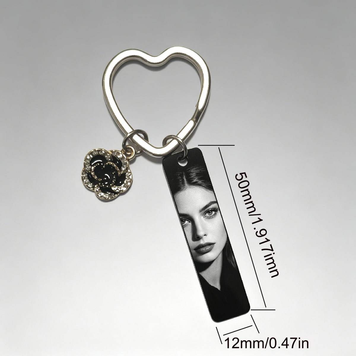 Custom photo personalized key chain【Send pictures and order number to Email】